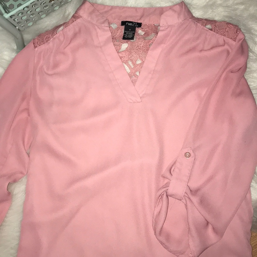 Women’s blouse